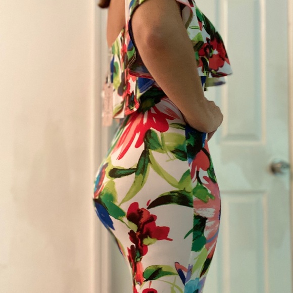 Use with tag 🏷 Long floral dress💐 - Picture 5 of 8